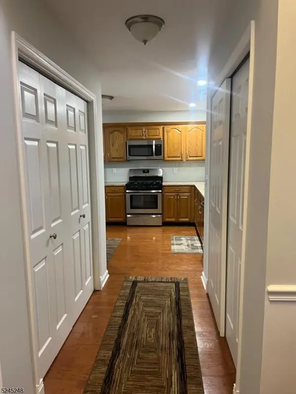 53 Colby Ct, White Twp., NJ 07823