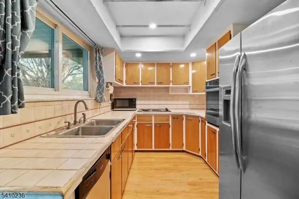 45 Church Rd, Holland Twp., NJ 08848