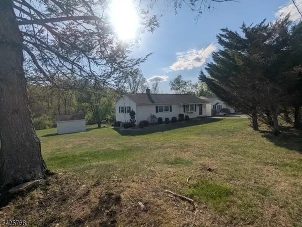320 Sidney Rd, Franklin Twp., NJ 08867