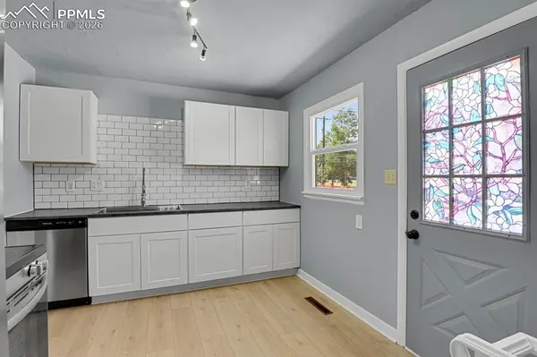 3122 E La Salle ST, Colorado Springs, CO 80909