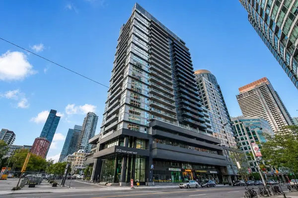 352 Front ST W #103, Toronto C01, ON M5V 0K3