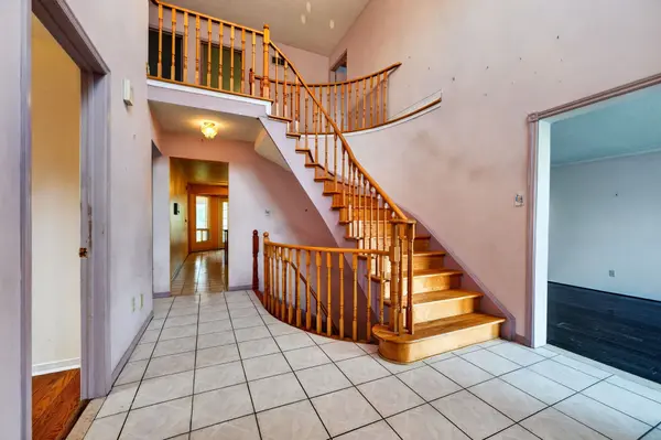 20 Elston CT, Richmond Hill, ON L4C 8A5