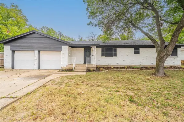 4140 Rufe Snow Drive, North Richland Hills, TX 76180