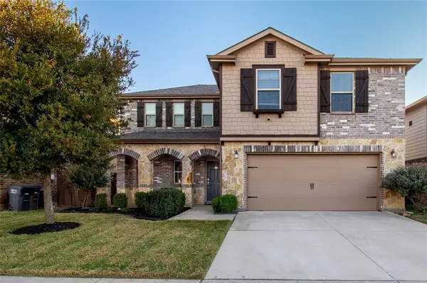629 Fox Creek Trail,  Fort Worth,  TX 76131
