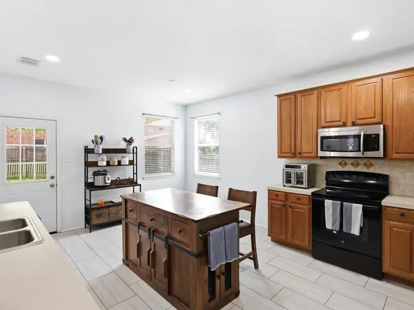 4505 Heron Pond Lane, Denton, TX 76208