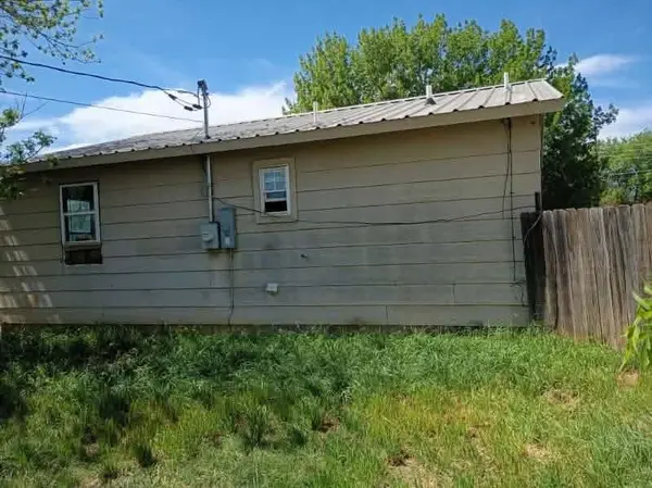 1220 Maple Street, Graham, TX 76450