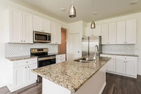 7316 Parkside Place Drive, North Richland Hills, TX 76180