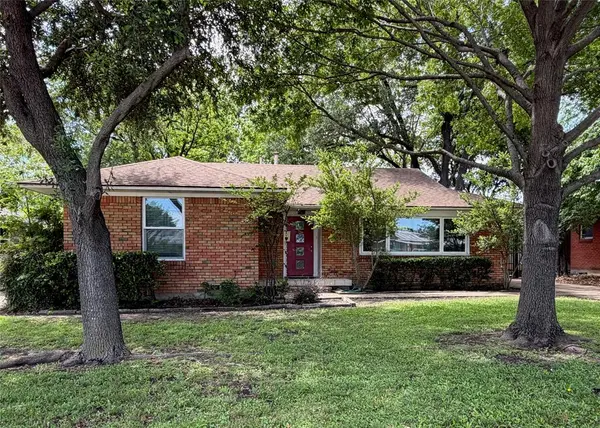 6418 E Lovers Lane, Dallas, TX 75214