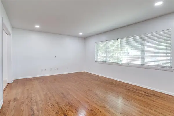 6418 E Lovers Lane, Dallas, TX 75214