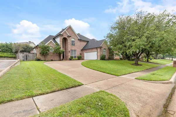 2411 Wilkes Drive, Colleyville, TX 76034