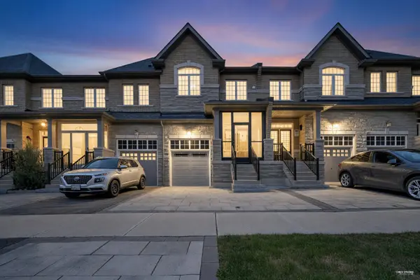 28 Paper Mills CRES, Richmond Hill, ON L4E 0V5