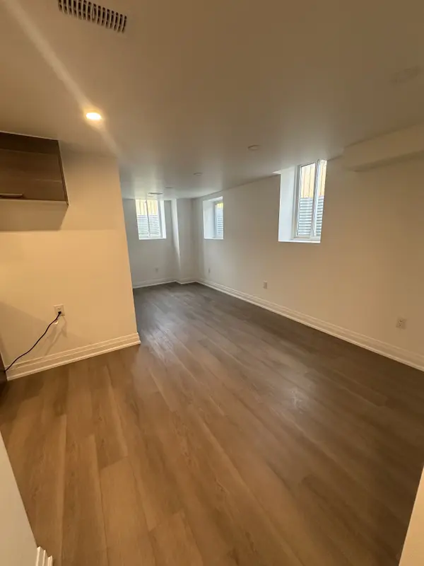 40 Autumn DR #Basement, Wasaga Beach, ON L0M 1S0