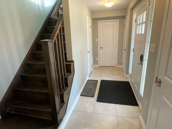 348 Sixteen Mile DR, Oakville, ON L6M 4M2