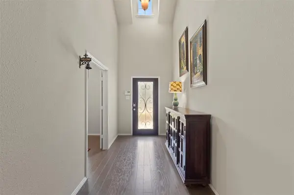 1725 Settlement Way, Aubrey, TX 76227