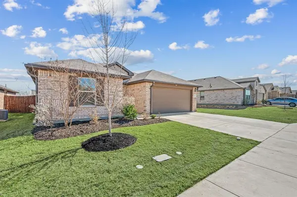 9436 Firedog Drive, Fort Worth, TX 76131