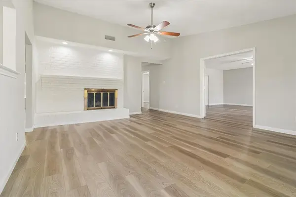 219 Running Brook Lane, Mesquite, TX 75149