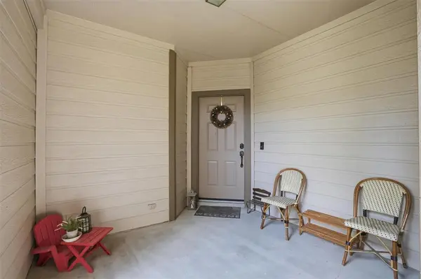 7033 Brentdale Lane, Plano, TX 75025