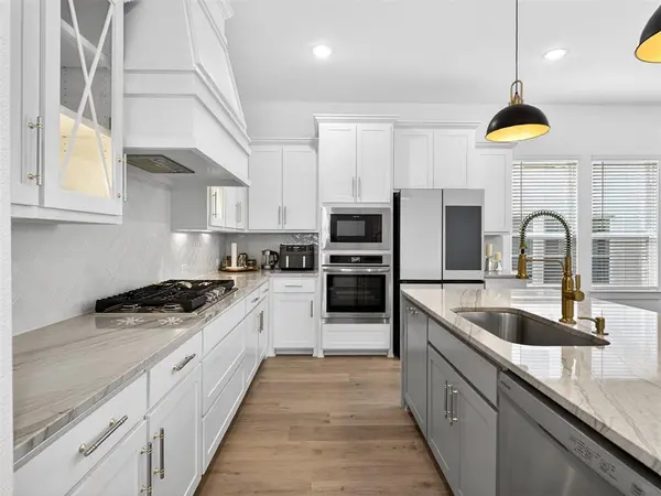 4012 chastetree Lane, Mckinney, TX 75071