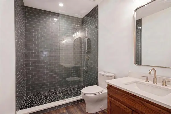 172 Colonial Drive, Mabank, TX 75156