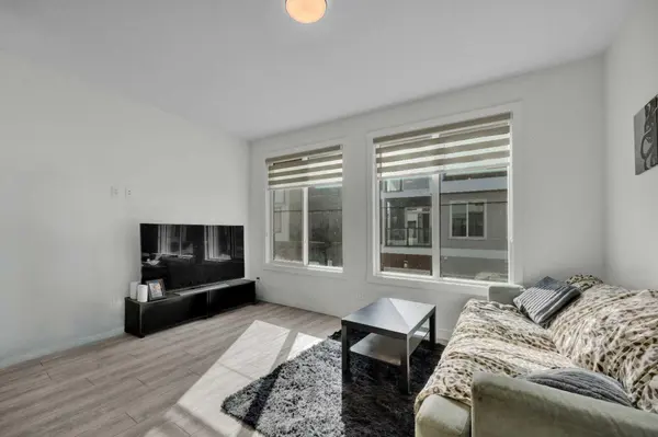 380 Seton Villas SE #152, Calgary, AB T3M 3T8