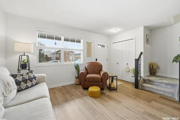 344 Levalley COVE, Saskatoon, SK S7T 0L1