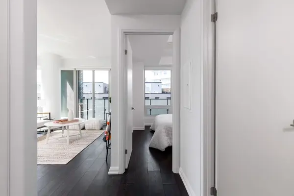 4208 Dundas ST W #301, Toronto W08, ON M8X 0B2