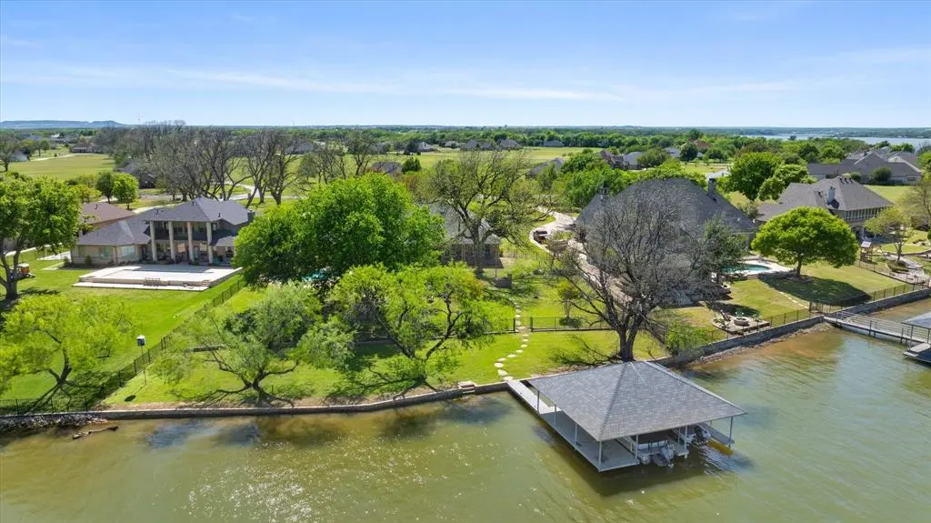1302 E Baja Court, Granbury, TX 76048