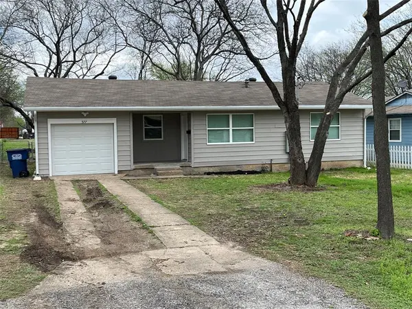 577 W 6th Street, Lancaster, TX 75146