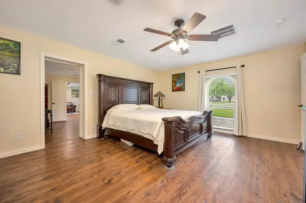 26 Rancho Drive N, Fort Worth, TX 76244