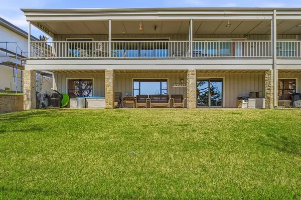 3301 LaVilla Road, Graford, TX 76449