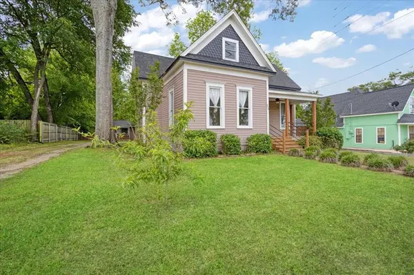 310 E 3rd St., Mount Pleasant, TX 75455