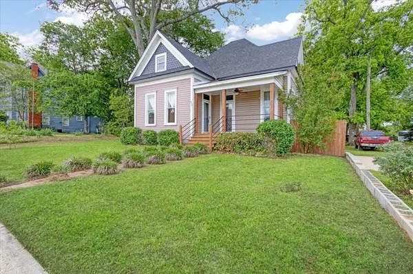 310 E 3rd St., Mount Pleasant, TX 75455