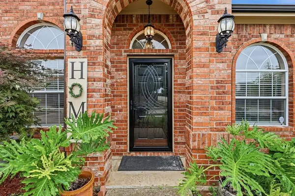 1594 Cedar Elm Drive, Corinth, TX 76210