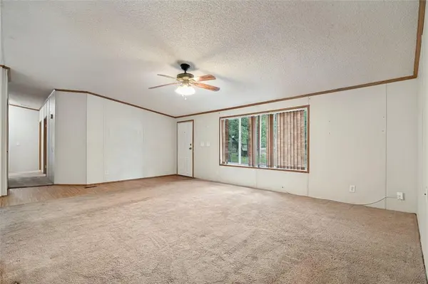 1229 Sandy Oaks Road, Quinlan, TX 75474