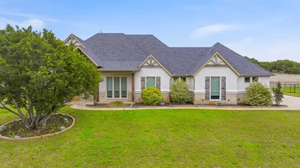 198 Cedar Mountain Drive, Weatherford, TX 76085