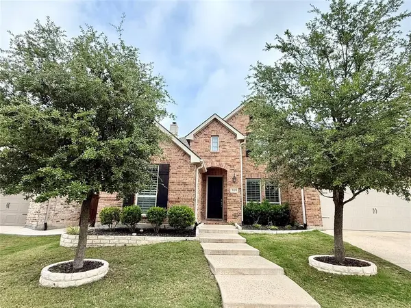 509 Lomax Lane, Fort Worth, TX 76131