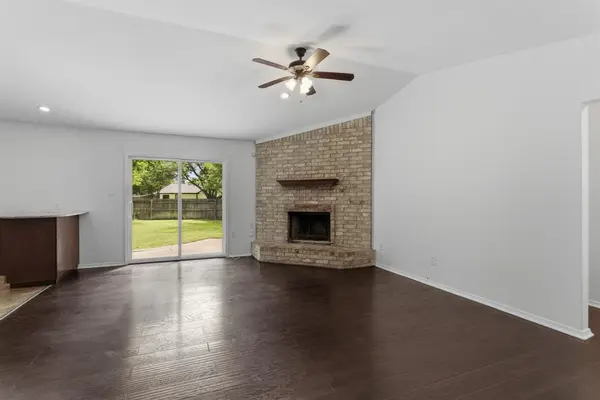 7008 Wayfarer Trail, Fort Worth, TX 76137