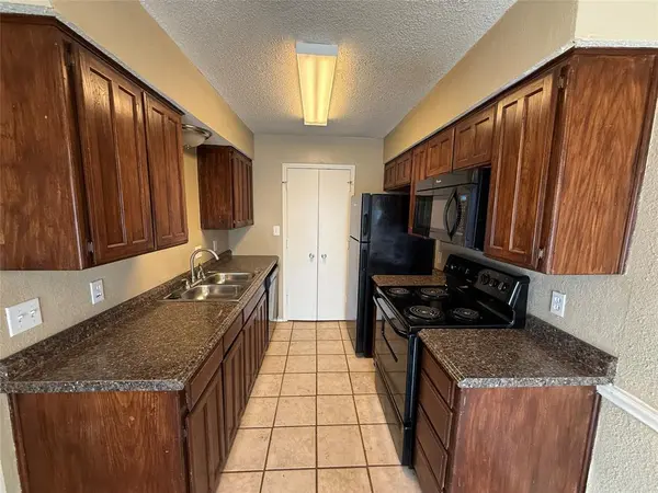 5904 Holiday Lane #B, North Richland Hills, TX 76180