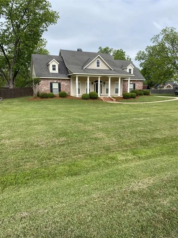 5814 Caspiana Lane, Bossier City, LA 71112