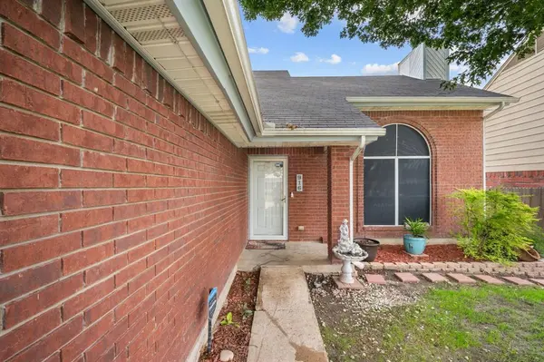 916 Danforth Place, Arlington, TX 76017