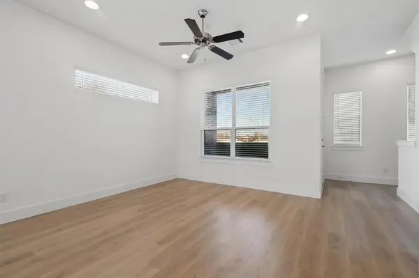 1741 W Cantey Street, Fort Worth, TX 76110