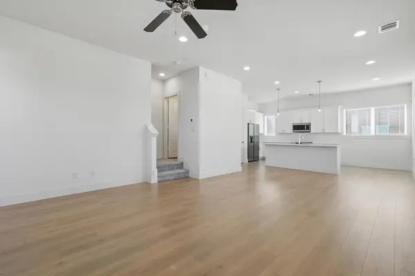 1741 W Cantey Street, Fort Worth, TX 76110