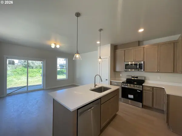 20751 NE Thompson TER, Fairview, OR 97024