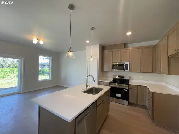 20751 NE Thompson TER, Fairview, OR 97024