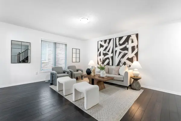 920 Nadalin HTS, Milton, ON L9T 8R2