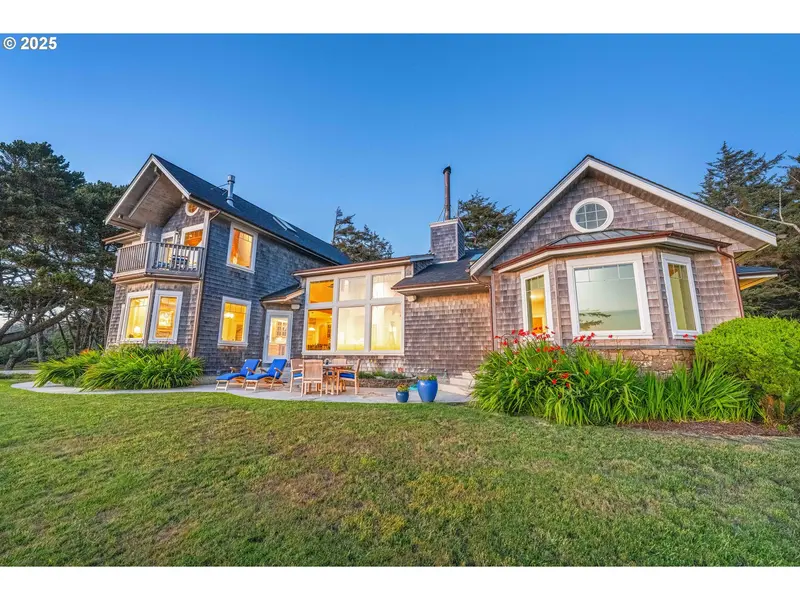 88248 TOKYO LN, Bandon, OR 97411