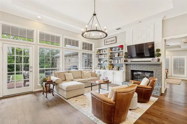 4252 West Creek Drive, Dallas, TX 75287