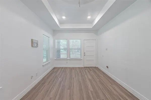 904 S Catherine Street, Terrell, TX 75160