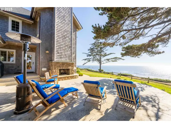 88248 TOKYO LN, Bandon, OR 97411