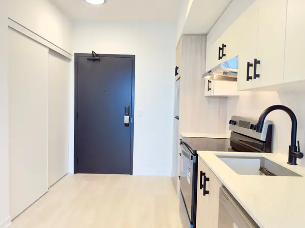 4878 Powers Common #C-1008, Burlington, ON L7M 2B4